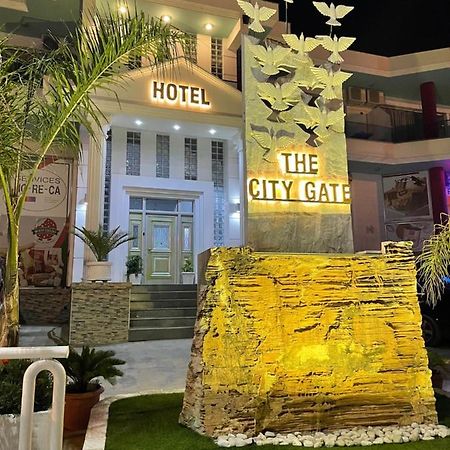 The City Gate Hotel Sarandë Eksteriør bilde