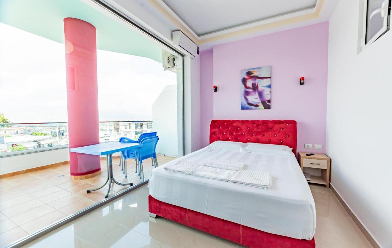 The City Gate Hotel Sarandë Eksteriør bilde
