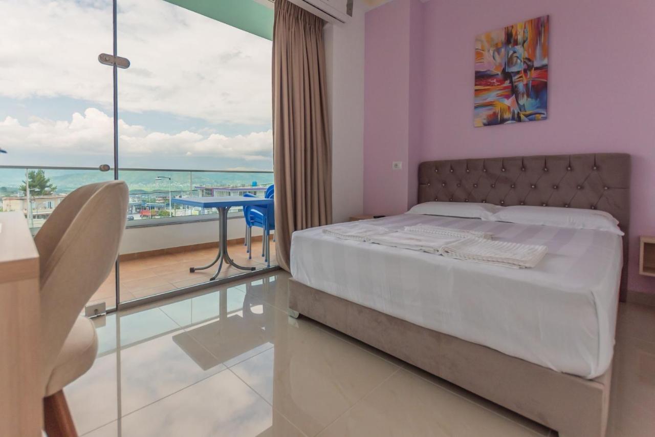 The City Gate Hotel Sarandë Eksteriør bilde