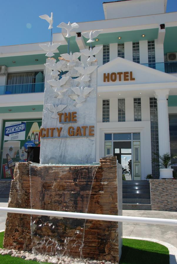 The City Gate Hotel Sarandë Eksteriør bilde